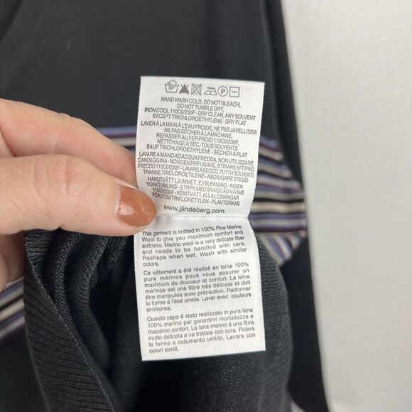 J. Lindeberg Sweater M Mens Black Striped V Neck Merino Wool Lightweight - Picture 6 of 7